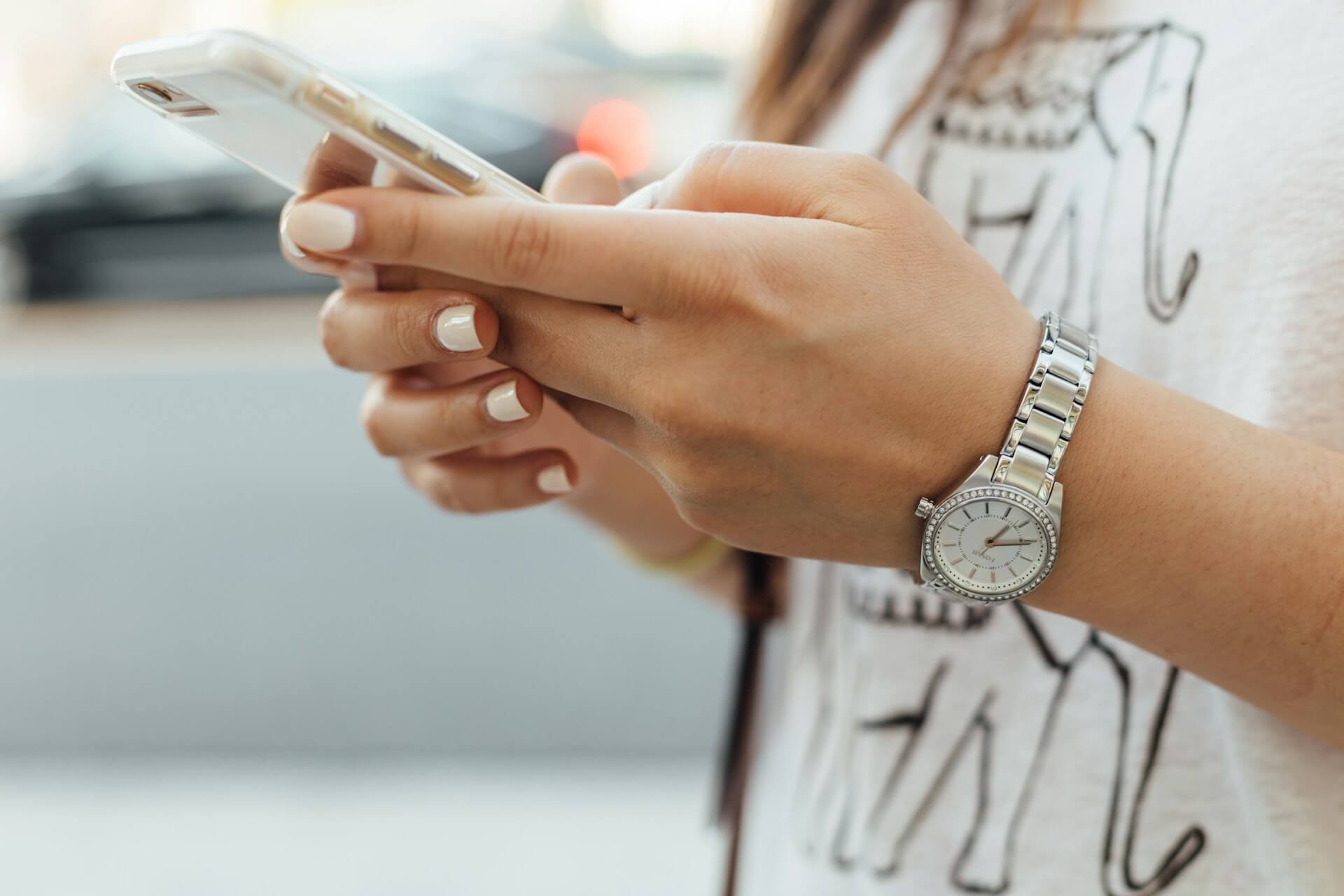 Mega biedt nu ook telecomabonnementen (met korting voor energieklanten)