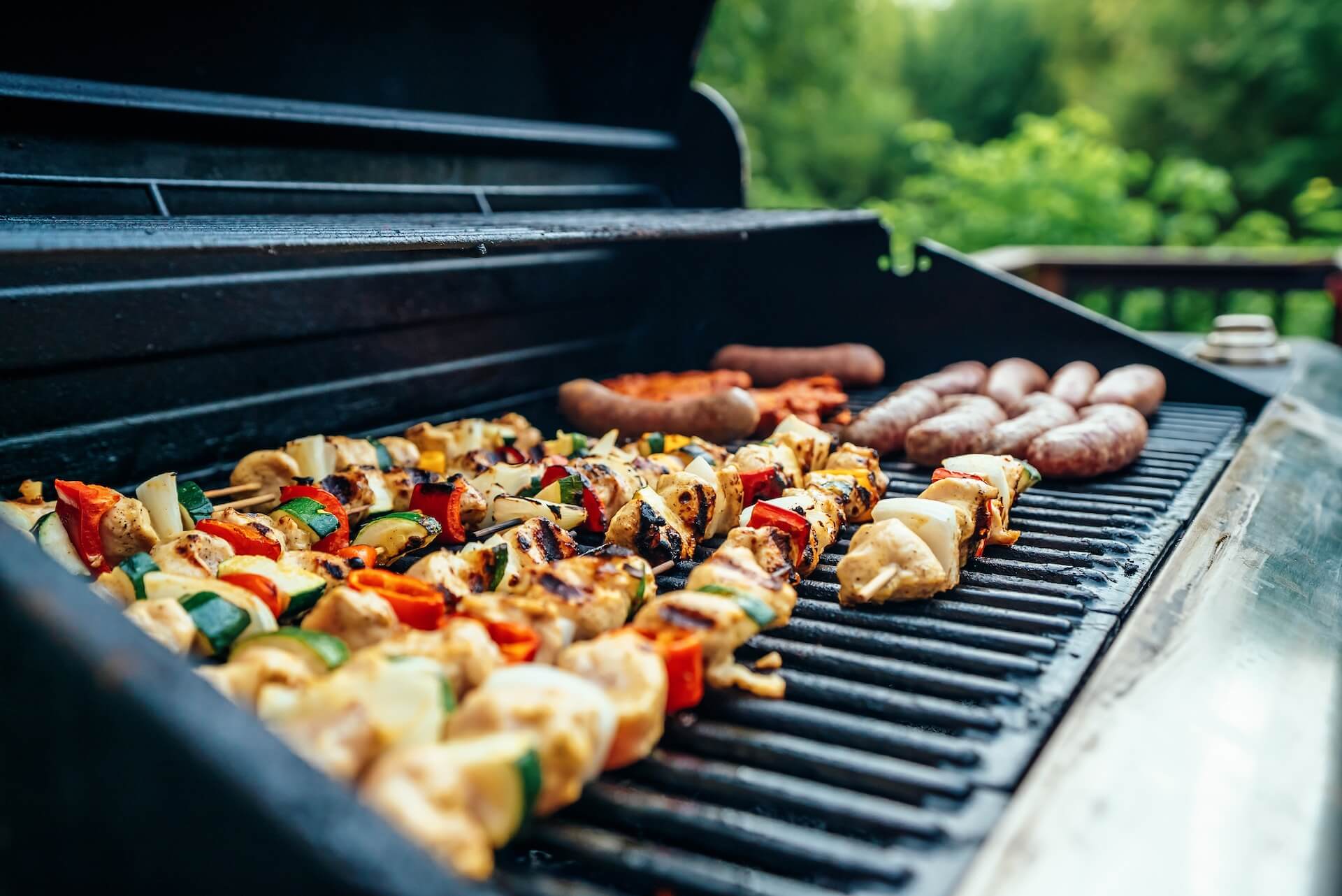 Houtskool, elektrisch of aardgas: wat zijn de verbruikskosten van de barbecue?